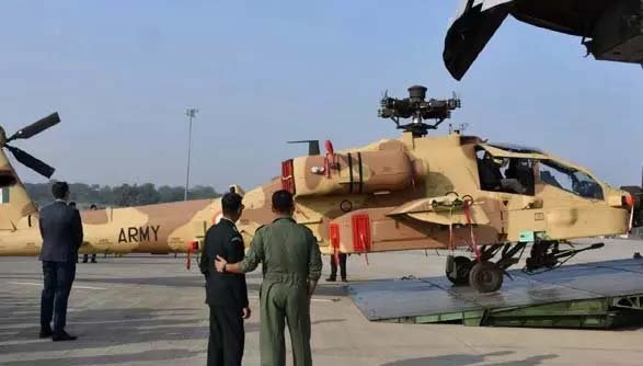 உ.பி. வந்தடைந்த மேலும்  3 அப்பாச்சி ஹெலிகாப்டர்கள்